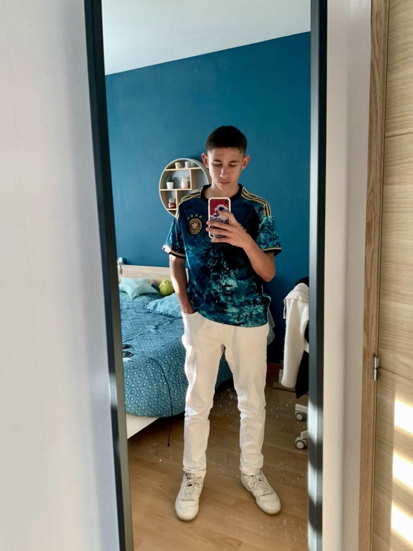 Profilo di Charles-marie